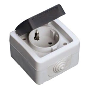 Tomada 2P+T Exterior Estanque