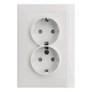 Tomada Dupla Schuko 2×2P+T 16 A com Obturadores Branco – Aslo